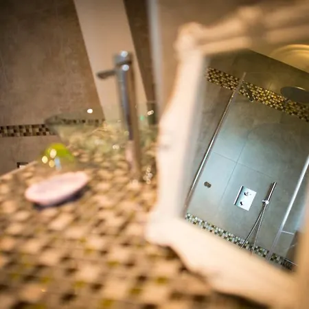 Lyolyl فندق مبيت وإفطار