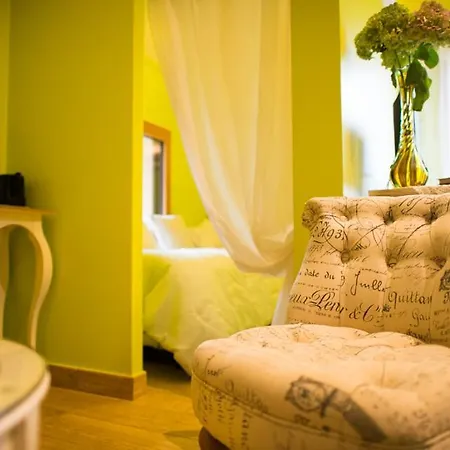 Lyolyl فندق مبيت وإفطار 3*